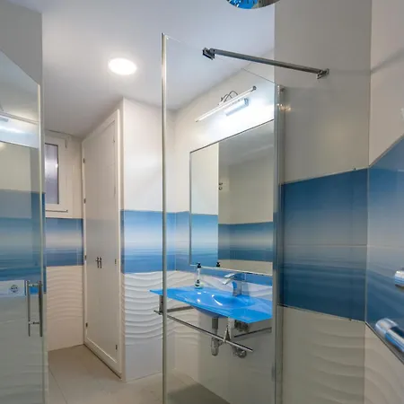 Puerta Del Mar Family By Cadiz4rentals Lägenhet